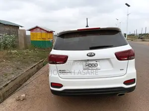 Kia Sorento 2019 White