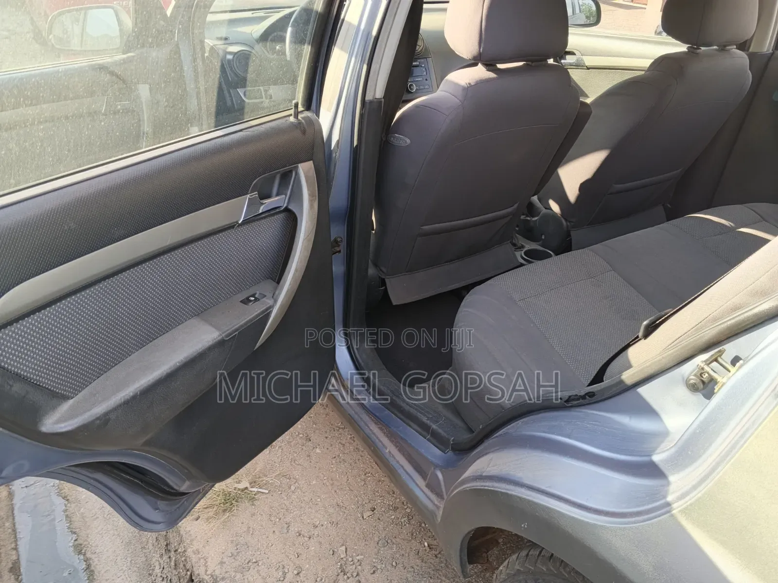 Chevrolet Aveo 2011 Gray