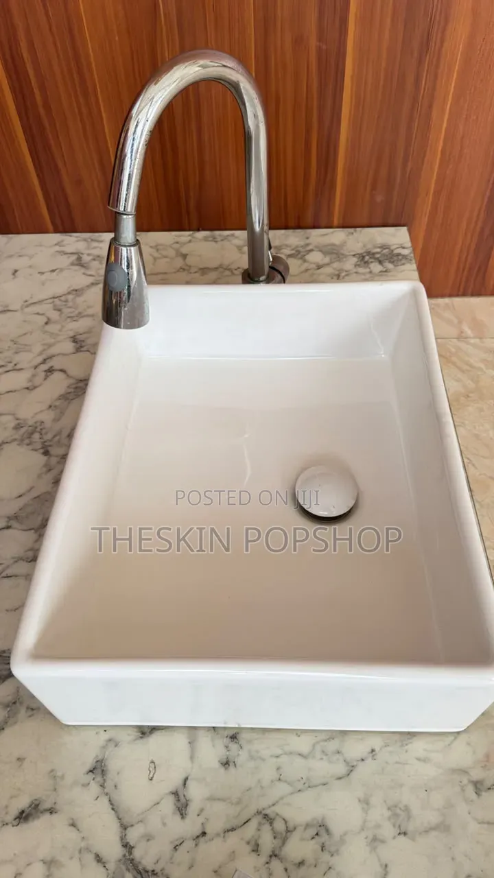 Spa Pedicure Sinks