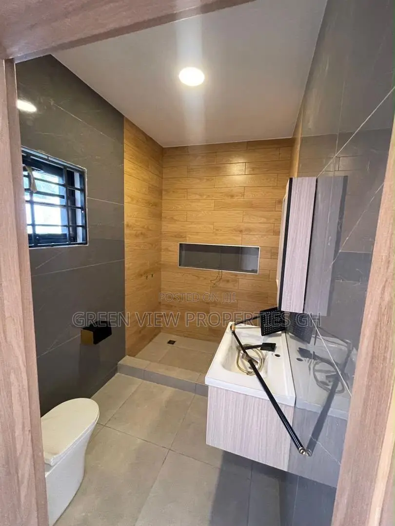 3bdrm House in Amasaman for sale