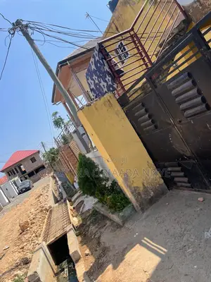 4bdrm Townhouse/Terrace in Lakeside Estate for sale