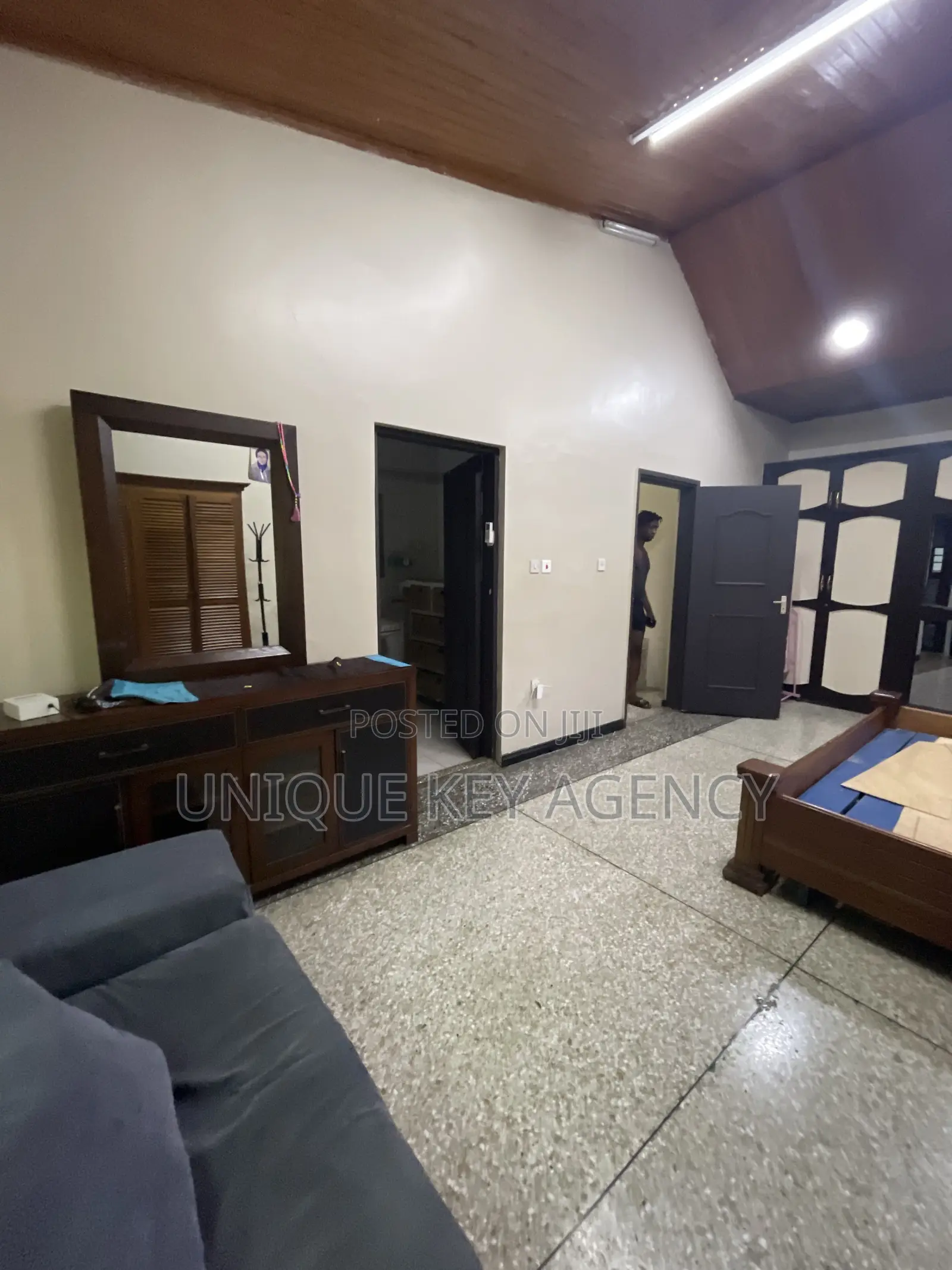 4bdrm House in Unique Key Agency, North Kaneshie for rent