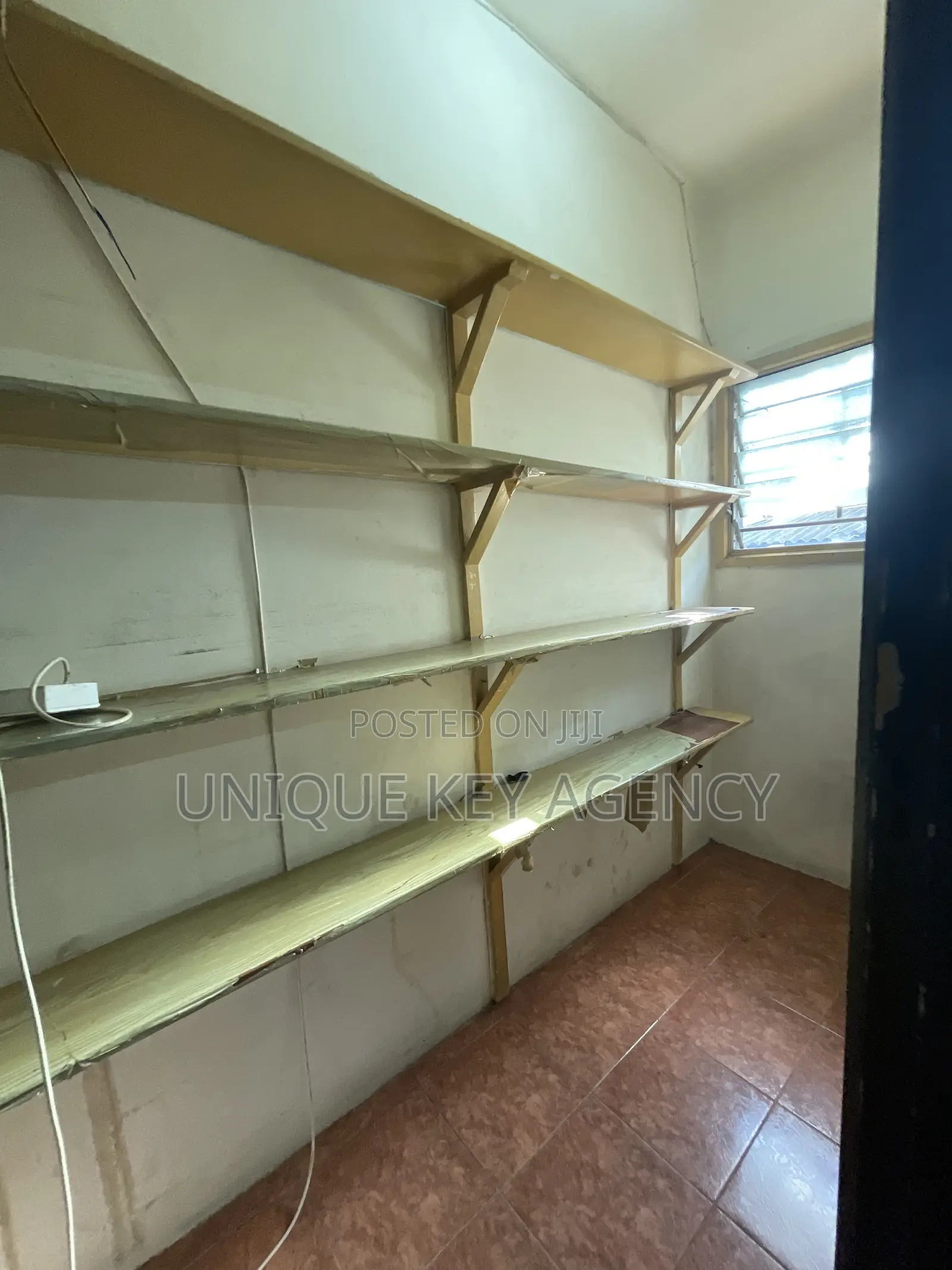 4bdrm House in Unique Key Agency, North Kaneshie for rent
