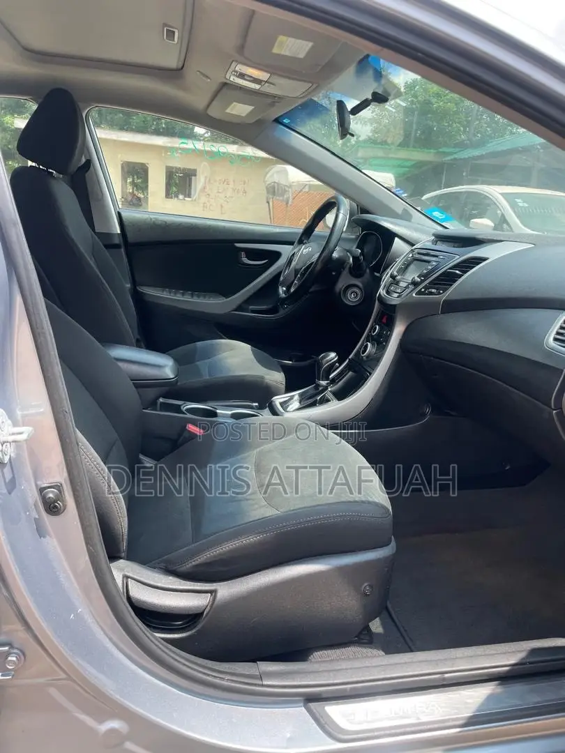 Hyundai Elantra SE 2019 White