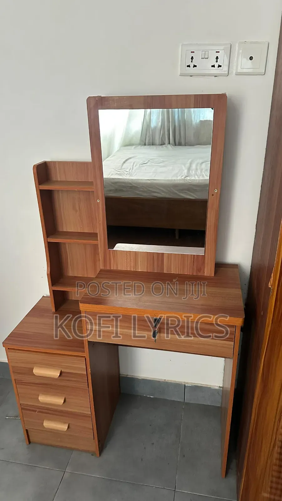 Furnitures