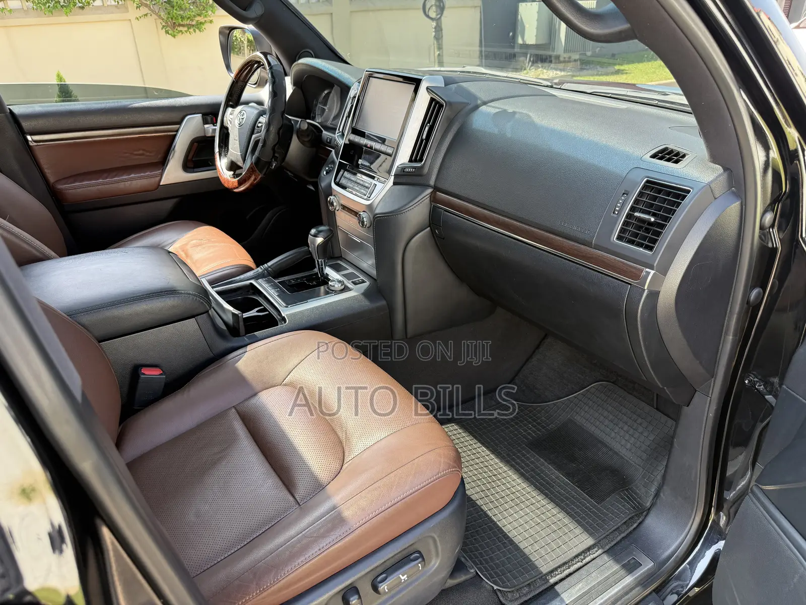 Toyota Land Cruiser 4.5 V8 TD 2019 Black