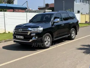 Toyota Land Cruiser 4.5 V8 TD 2019 Black