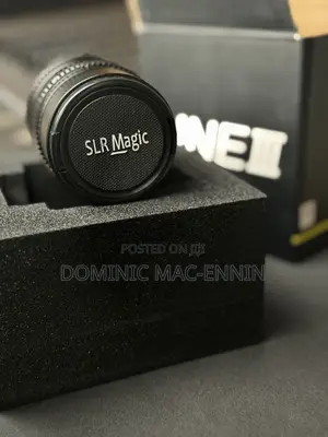 Low-Light Cinema Lens-SLR Magic 25mm T0.95 Hyperprime Cine III