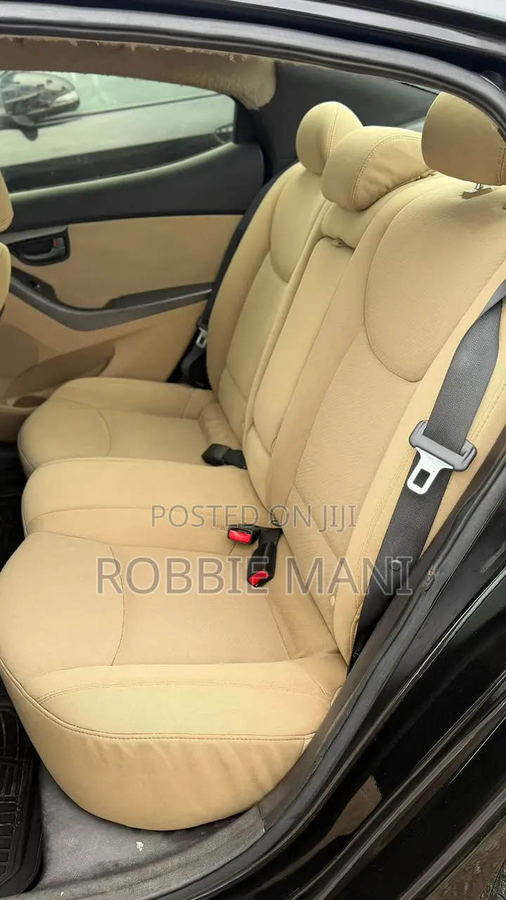 Hyundai Elantra GLS Sedan FWD (1.8L 4cyl 6A) 2013 Black