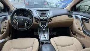 Hyundai Elantra GLS Sedan FWD (1.8L 4cyl 6A) 2013 Black