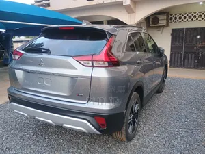 Mitsubishi Eclipse Cross ES AWD 2023 Gray