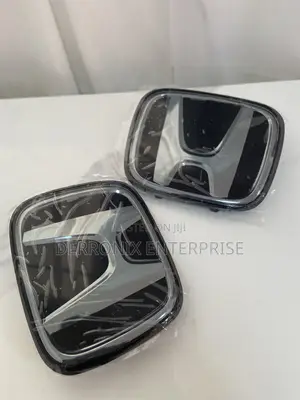 Honda CRV 23-25 Radar Crown/Emblem