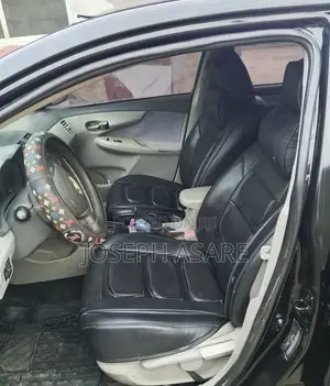 Toyota Corolla 2010 Black