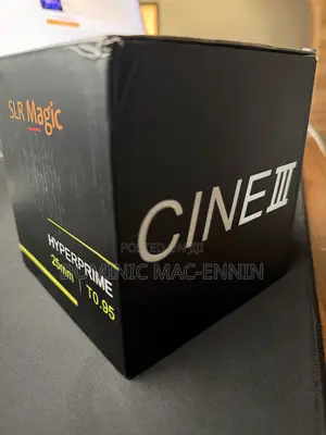 Low-Light Cinema Lens-SLR Magic 25mm T0.95 Hyperprime Cine III