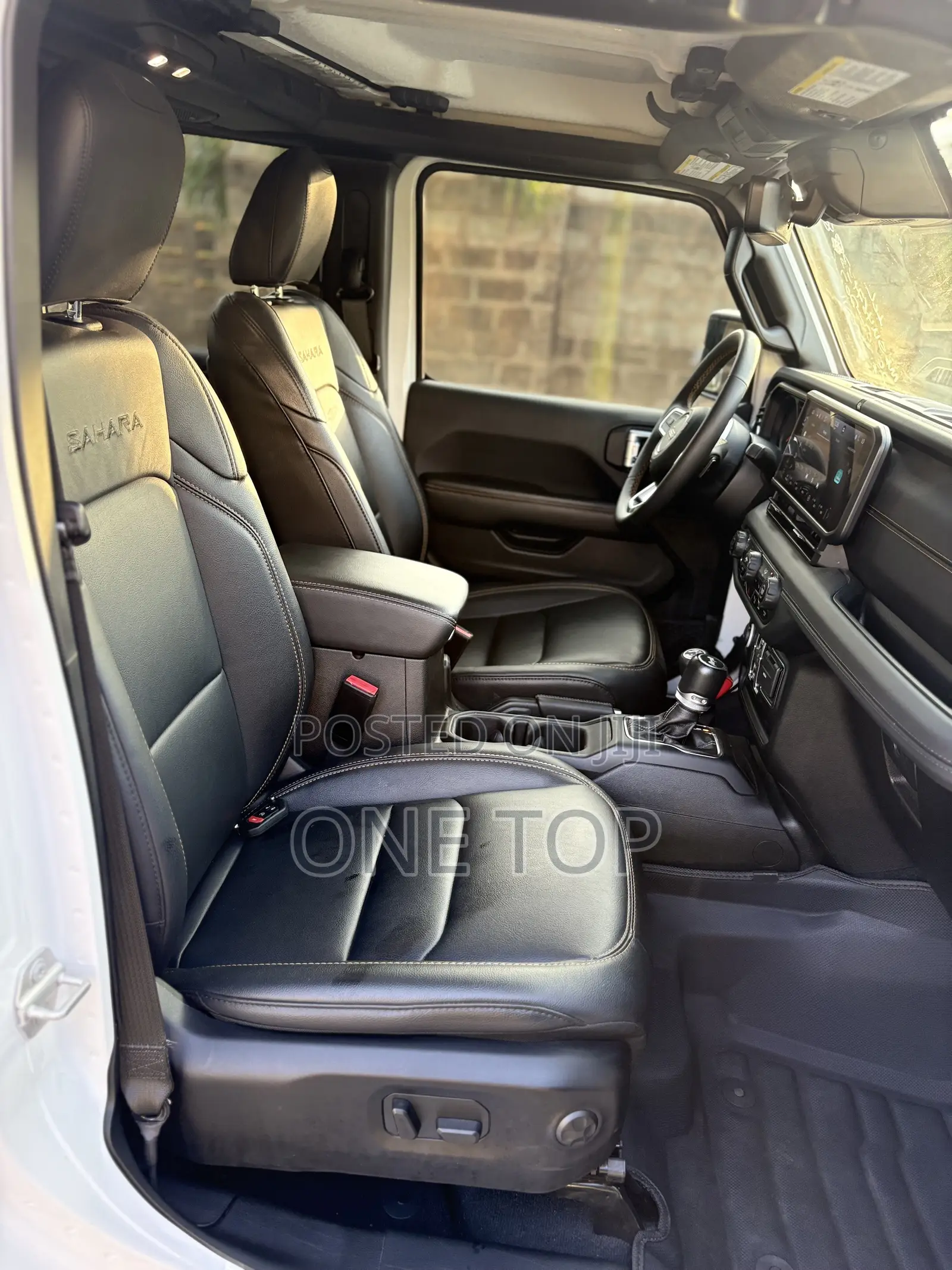 Jeep Wrangler Sahara 4 Door 4x4 2024 White