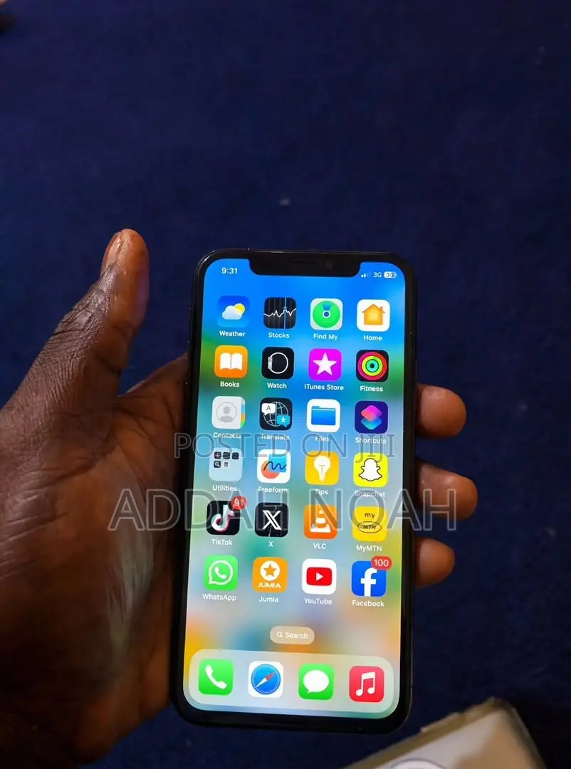 Apple iPhone X 64 GB Black