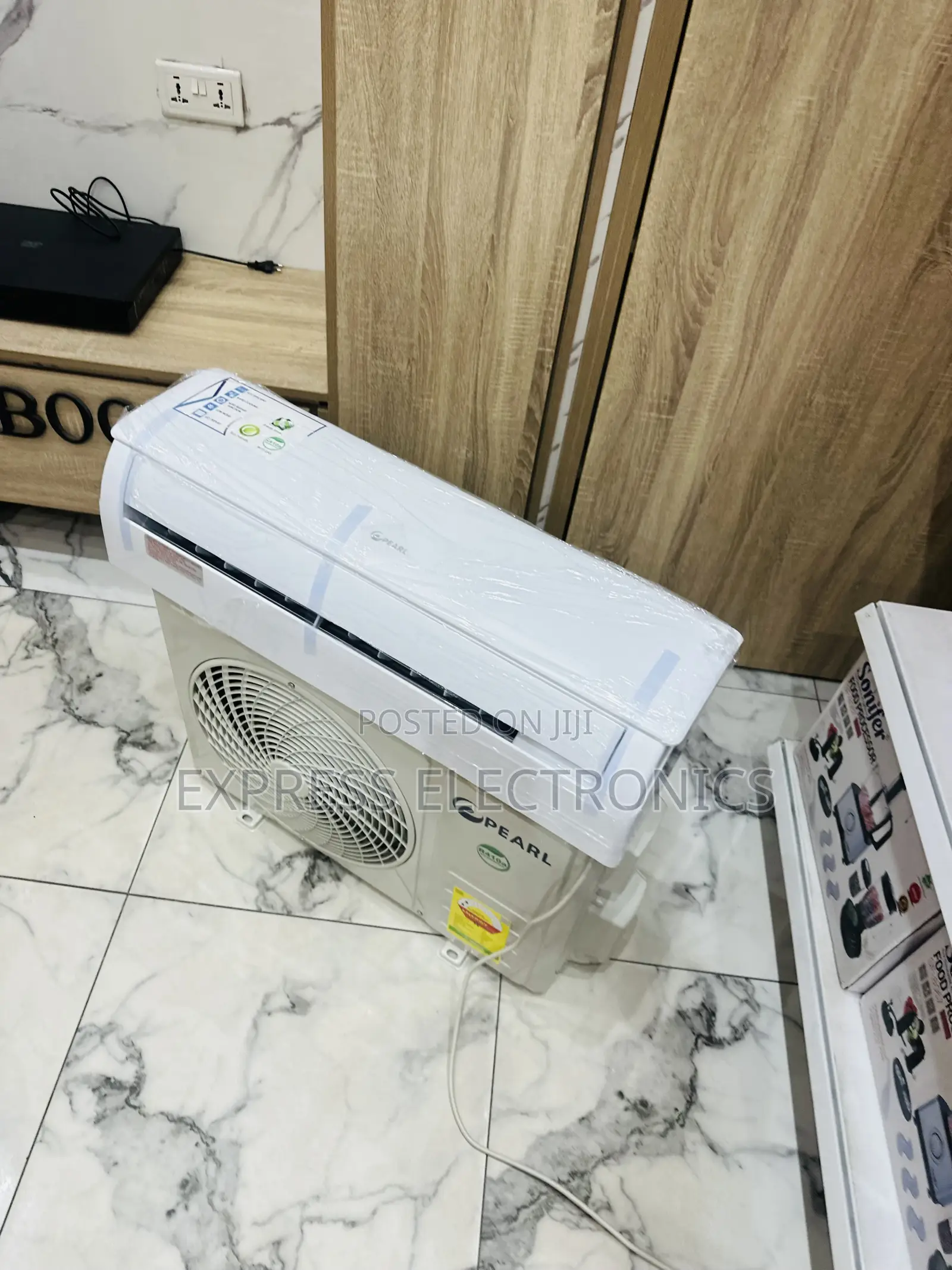 1.5hp/12000 Btu/H Pearl 1.5HP R410a Non-Inverter Split Air Conditioner