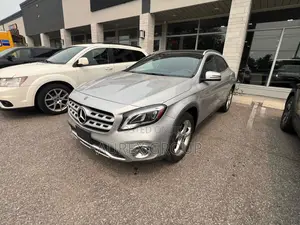 Mercedes-Benz GLA 250 2018 Silver