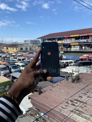 Apple iPhone XR 64 GB Black
