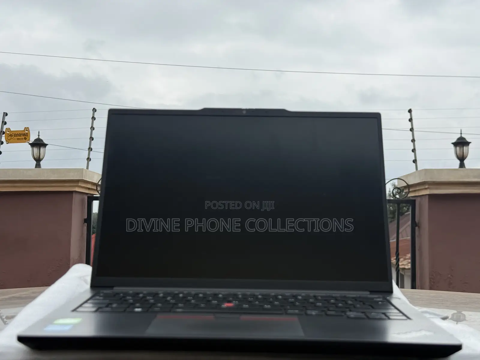Laptop Lenovo ThinkPad E14 Gen 5 8GB Intel Core i3 SSD 512GB