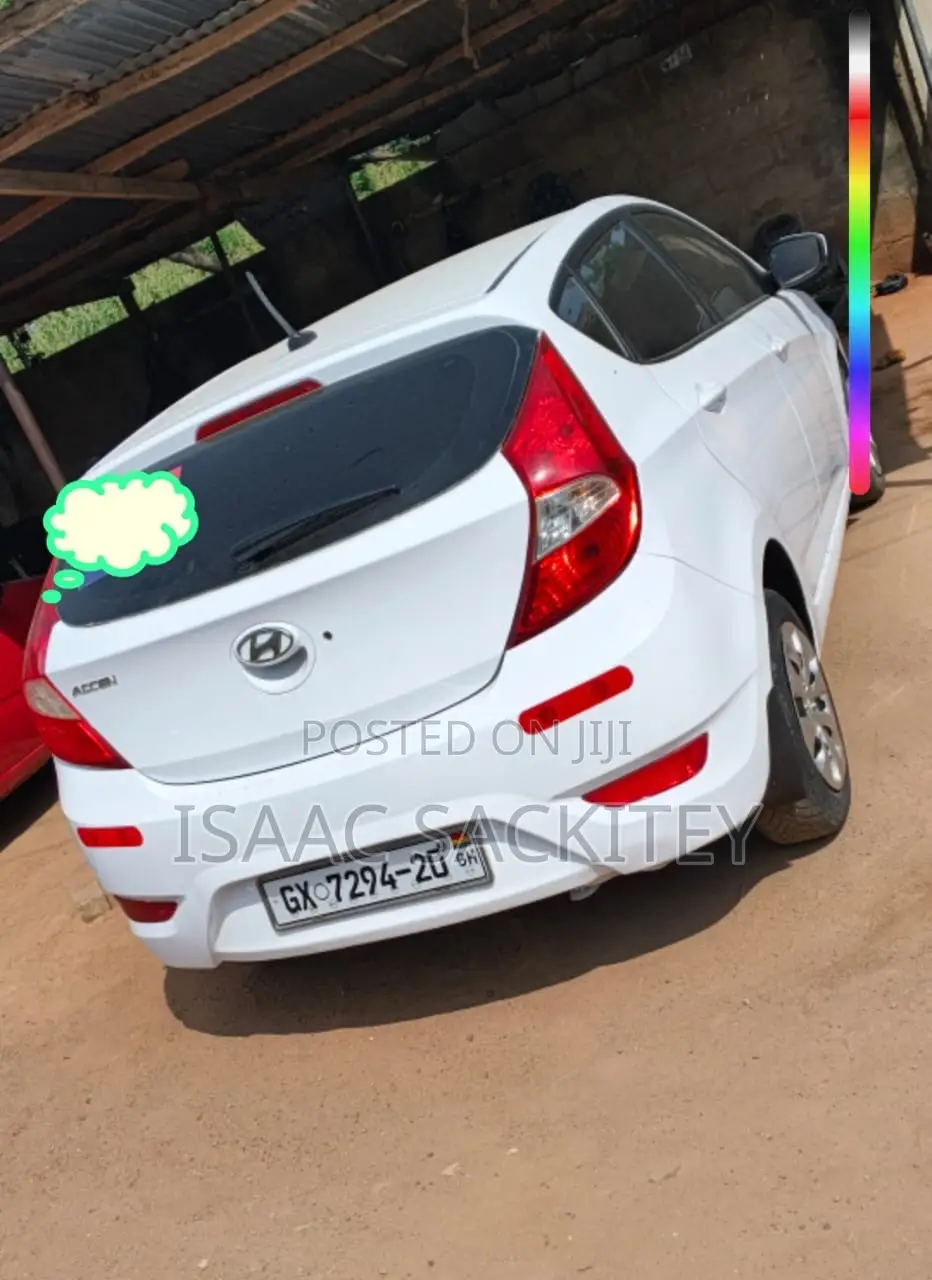 Hyundai Accent GS 4dr Hatchback (1.6L 4cyl 6A) 2015 White