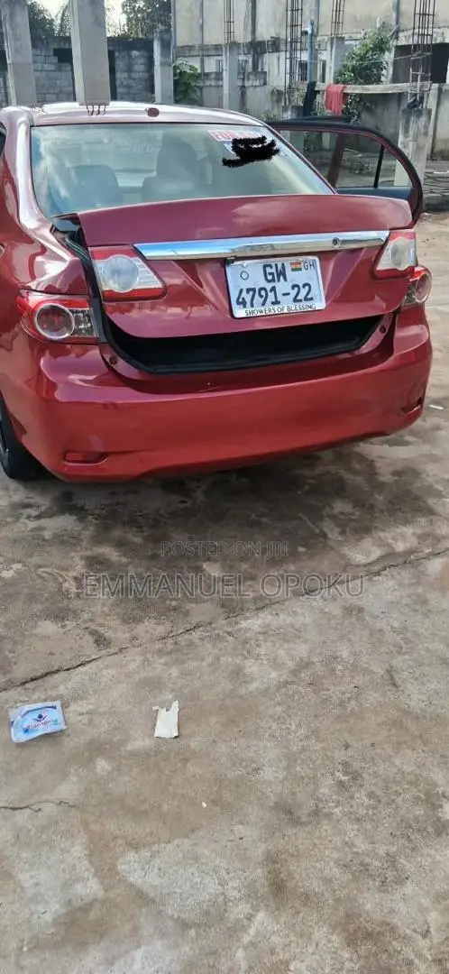 Toyota Corolla L 4-Speed Automatic 2013 Red