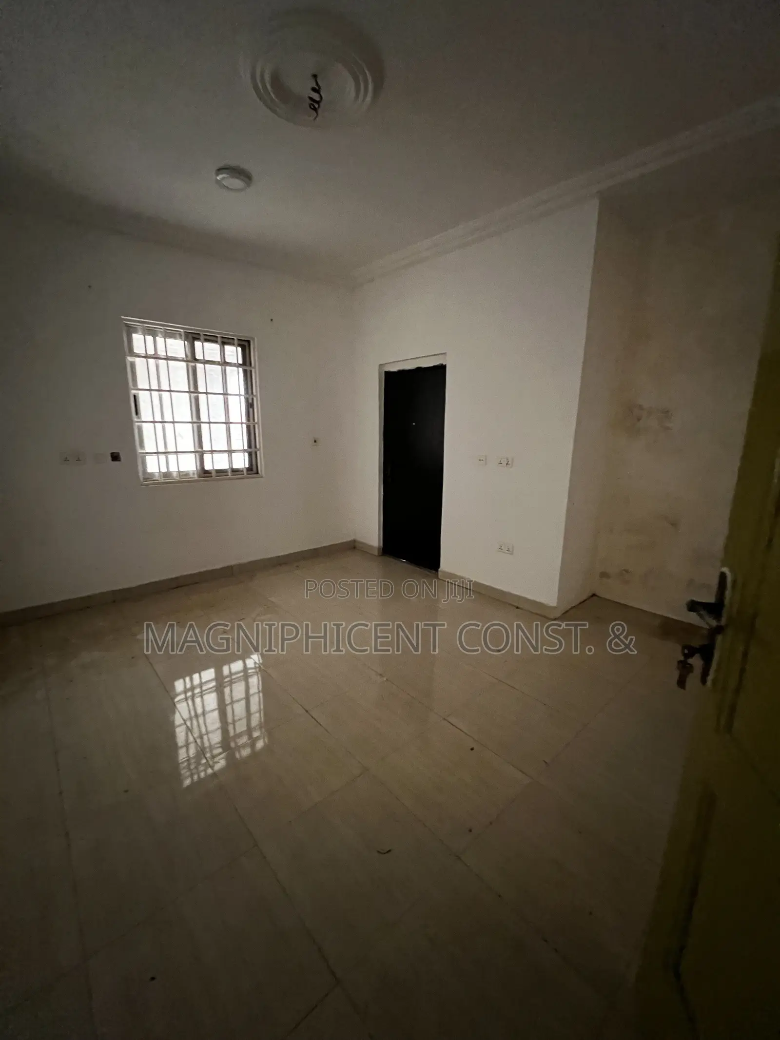 2bdrm Apartment in Lakeside, Ashaley Botwe for rent
