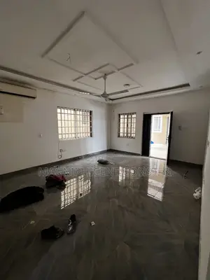 2bdrm Apartment in Lakeside, Ashaley Botwe for rent