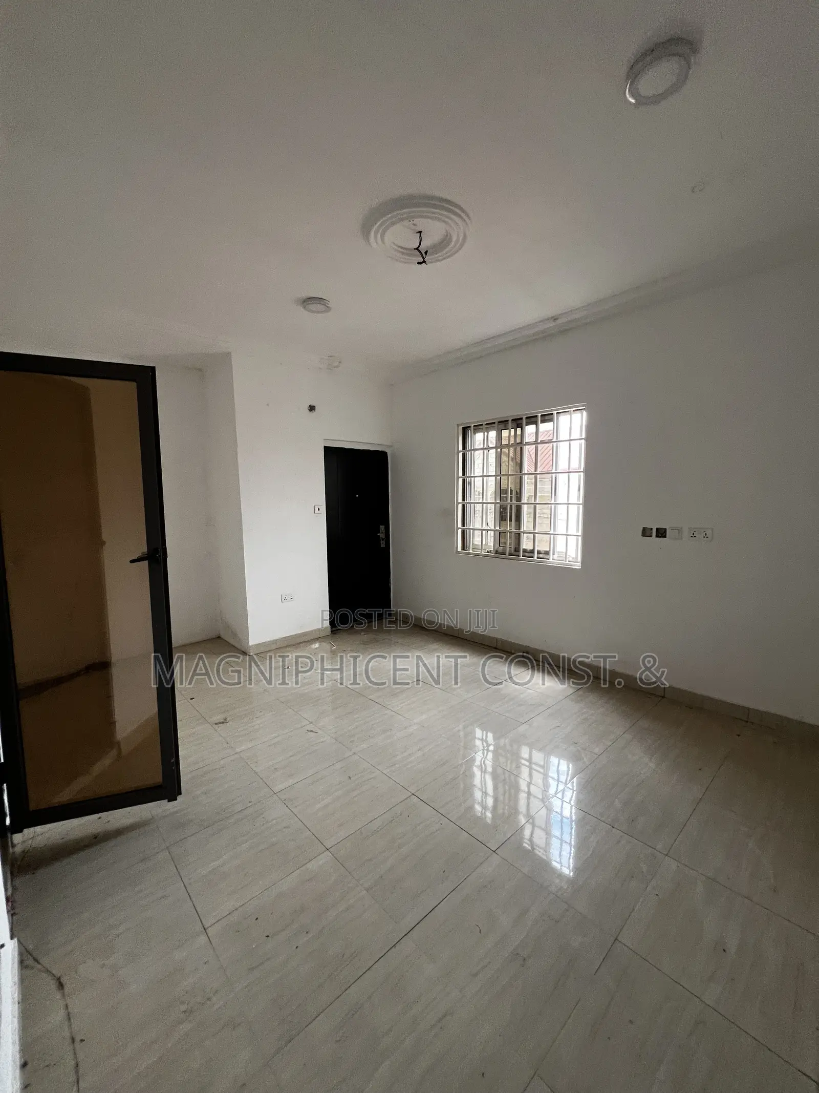 2bdrm Apartment in Lakeside, Ashaley Botwe for rent