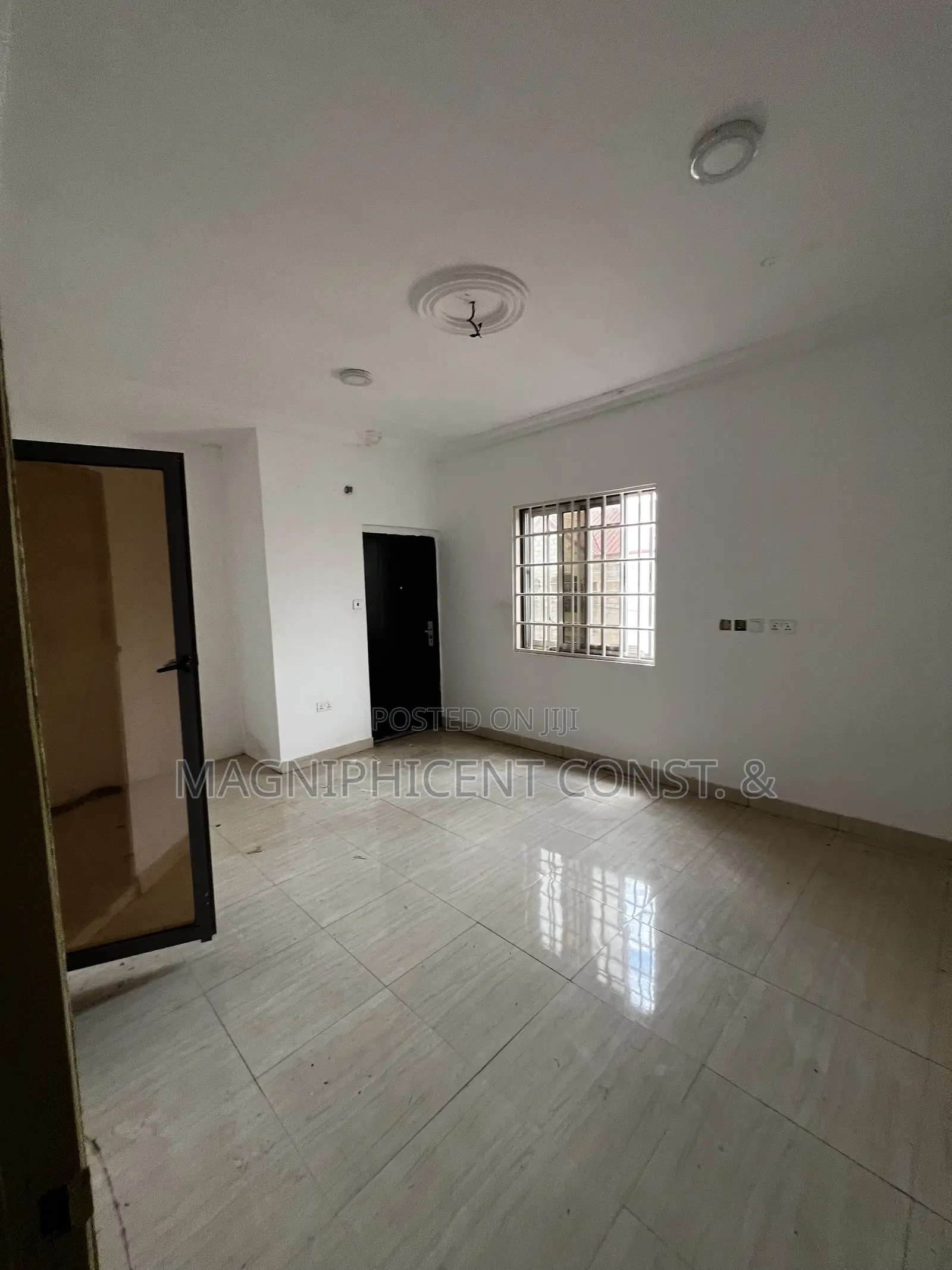 2bdrm Apartment in Lakeside, Ashaley Botwe for rent
