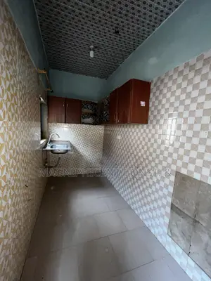 1bdrm Apartment in Lakeside, Ashaley Botwe for rent