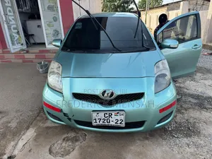 Toyota Vitz 1.3 AWD 3dr 2010 Silver