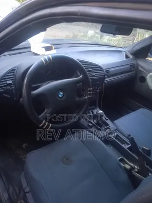 BMW 3 Series 316i RWD 1992 Gray