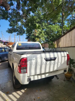 New Toyota Hilux 2025 White