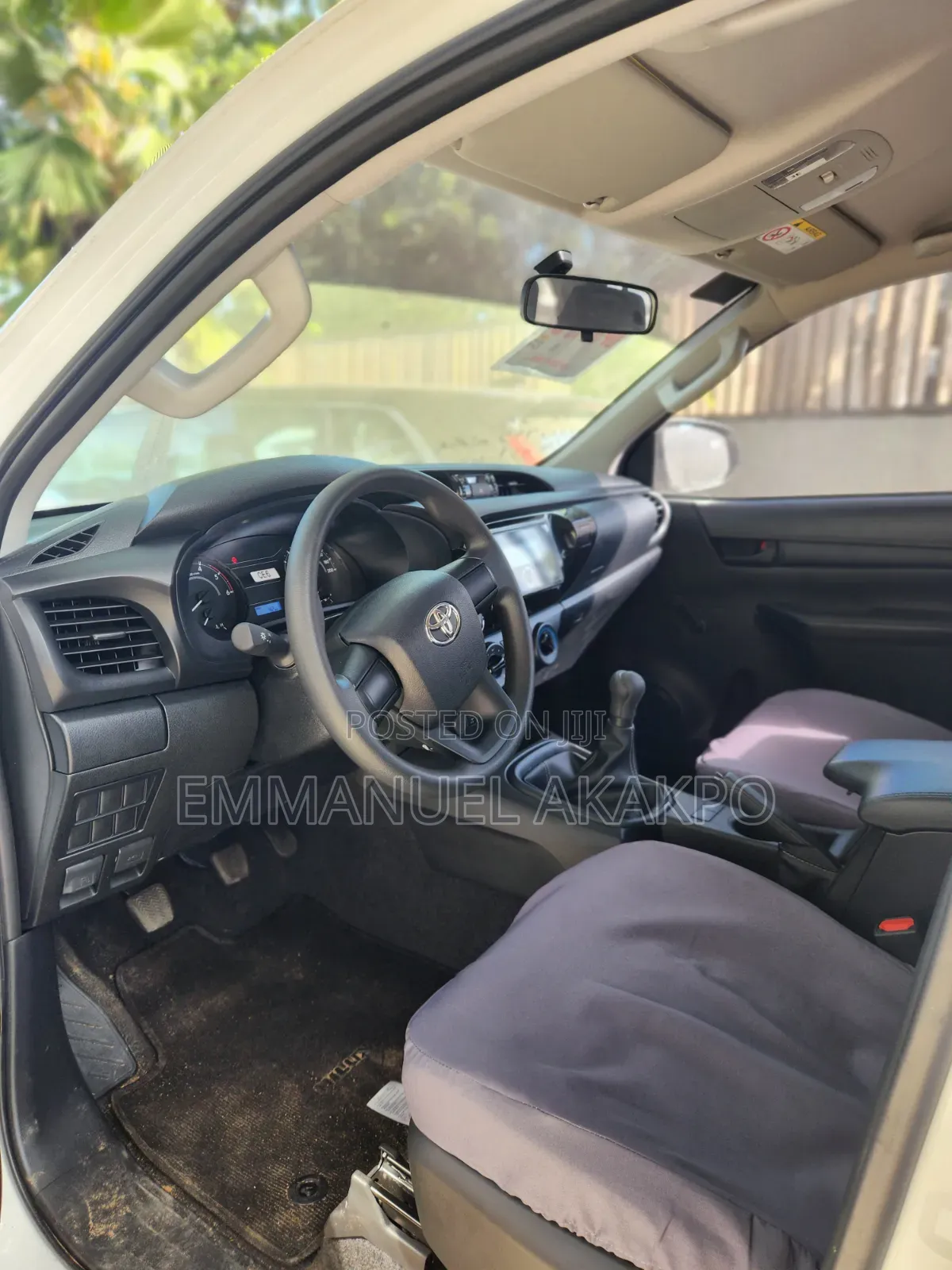New Toyota Hilux 2025 White