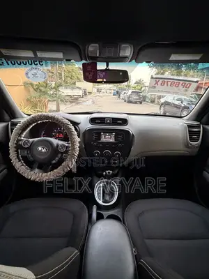 Kia Soul Hatchback 2016 White
