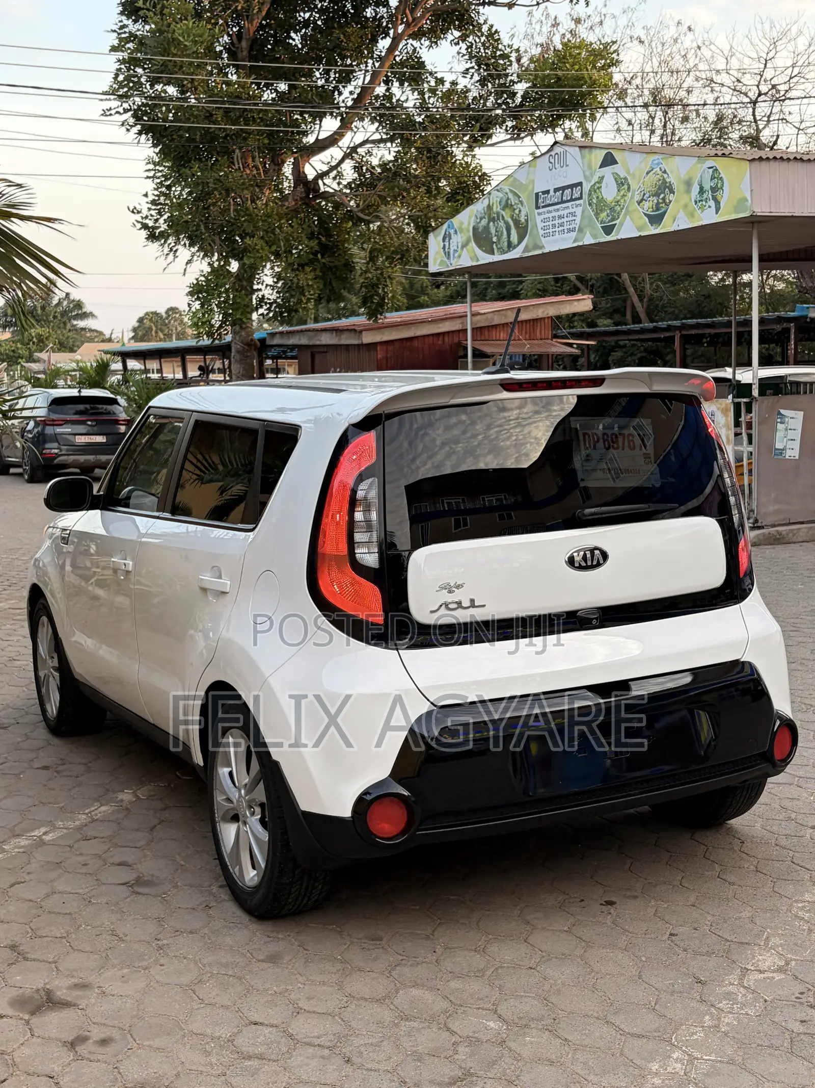 Kia Soul Hatchback 2016 White
