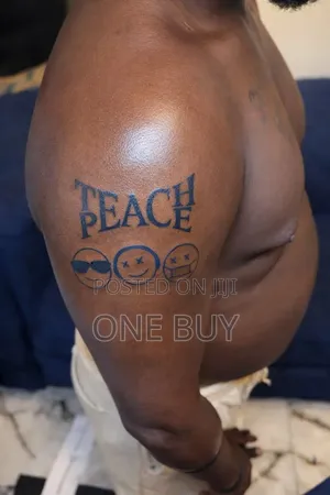 Tattoo Artist