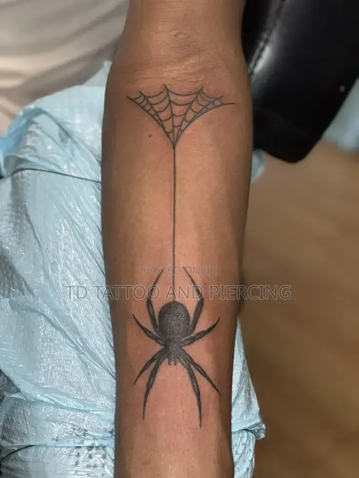 Tattoo Artist