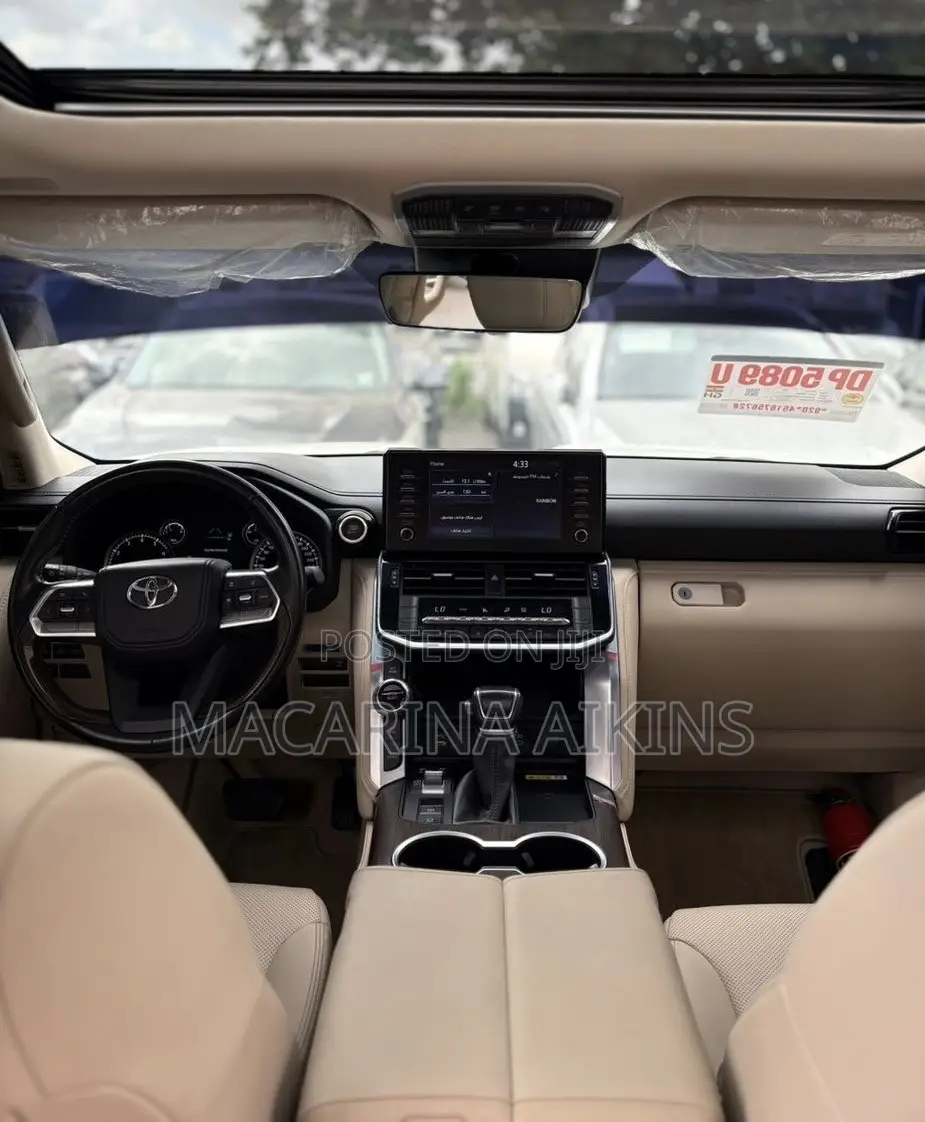 Toyota Land Cruiser 2024 White
