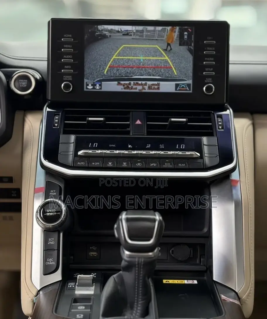 Toyota Land Cruiser 2024 White