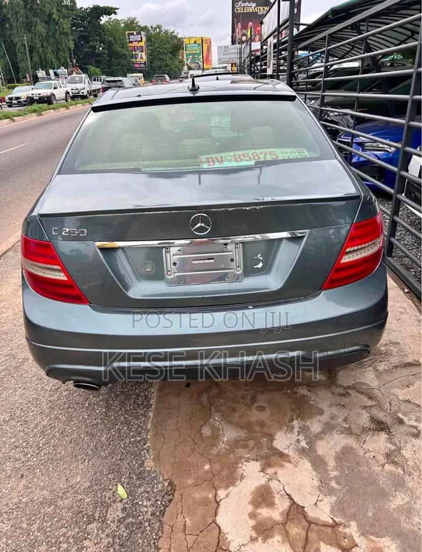 Mercedes-Benz C250 2013 Gray