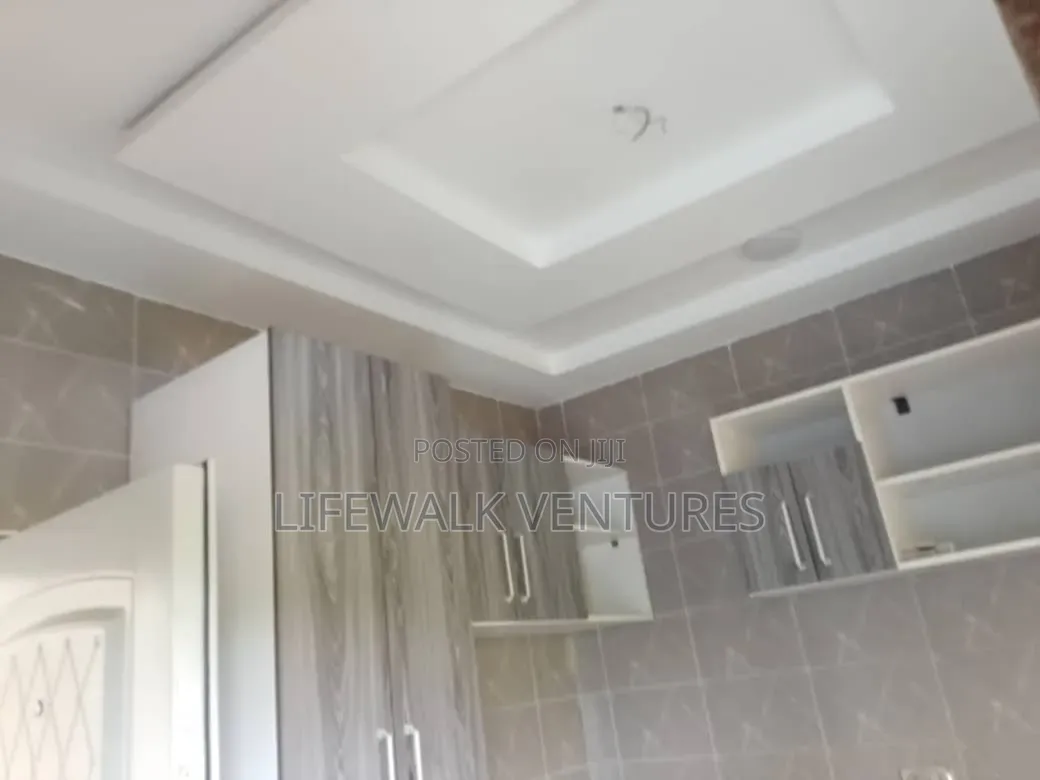 2bdrm Apartment in Madina Social for rent