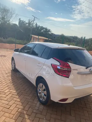 Toyota Yaris 2019 White