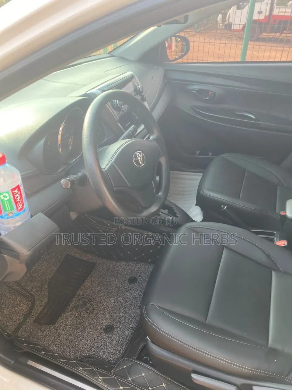 Toyota Yaris 2019 White