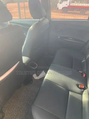 Toyota Yaris 2019 White
