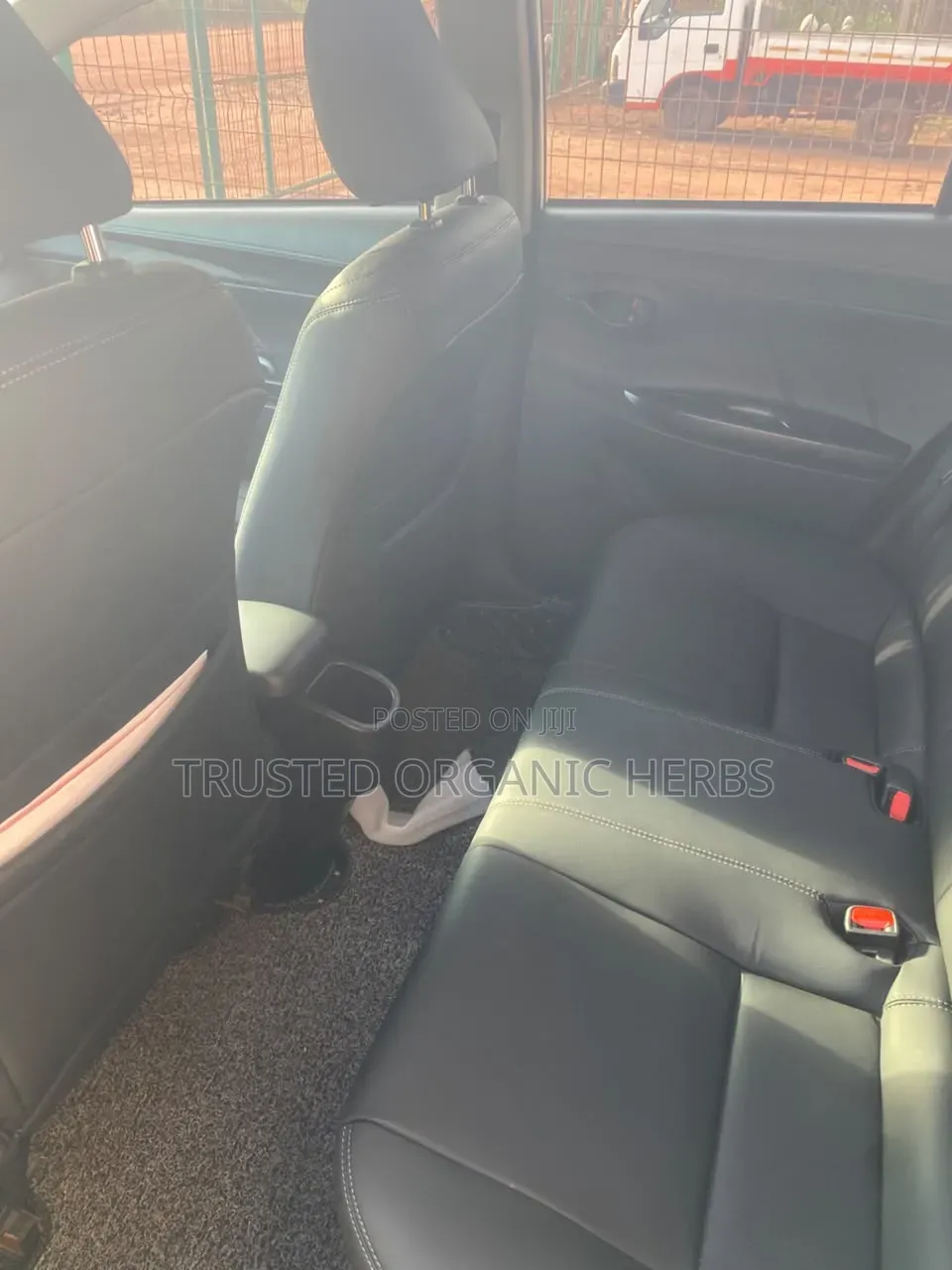 Toyota Yaris 2019 White