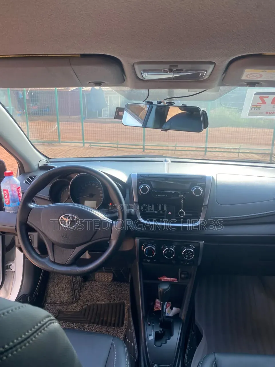 Toyota Yaris 2019 White