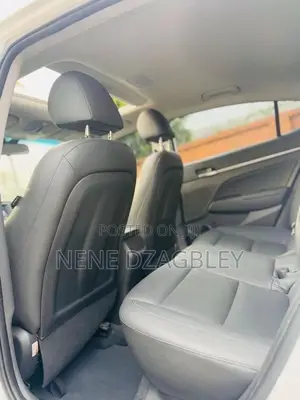 Hyundai Elantra Limited 2018 White