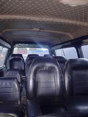 Hyundai H-100 2000 Green